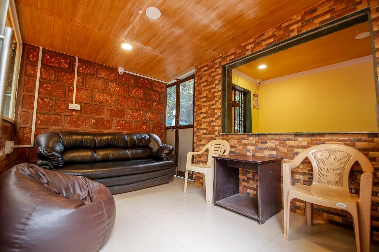לינה וארוחת בוקר Mahābaleshwar Shindola Residency מראה חיצוני תמונה